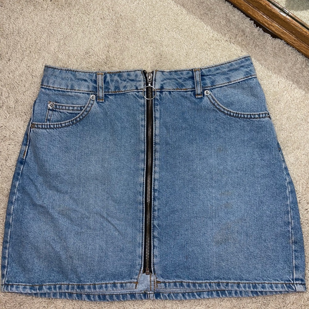 Cute TopShop Zip Up Denim Skirt💙